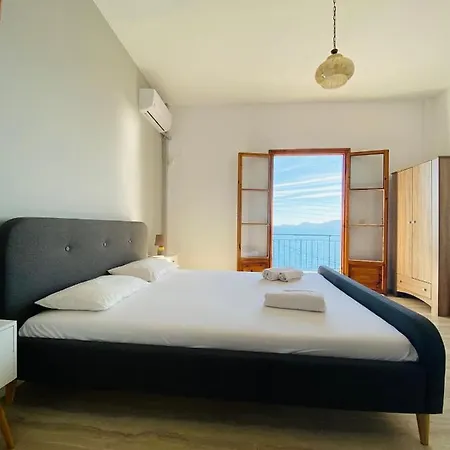 Akrogiali Apartments Барбати Экстерьер фото