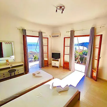Akrogiali Apartments Барбати Экстерьер фото