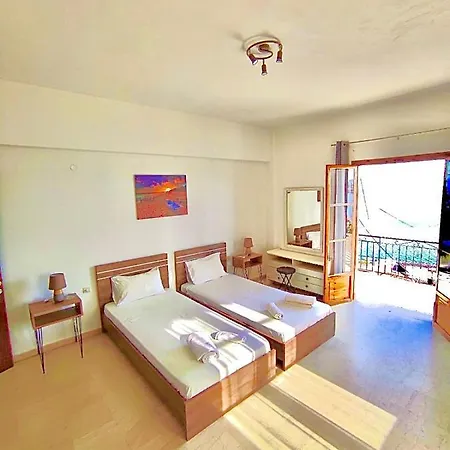 Akrogiali Apartments Барбати Экстерьер фото