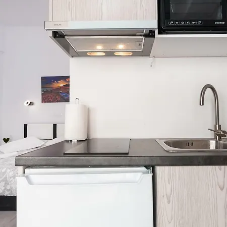 Akrogiali Apartments Барбати Экстерьер фото