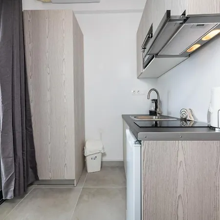 Akrogiali Apartments Барбати Экстерьер фото