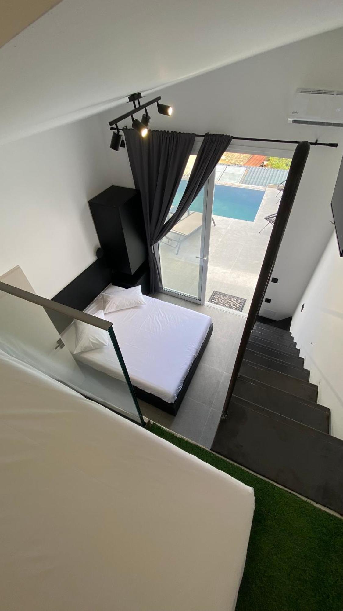 Akrogiali Apartment Barbati
